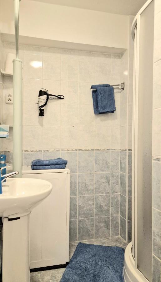 Veles Apartment Praha Bagian luar foto